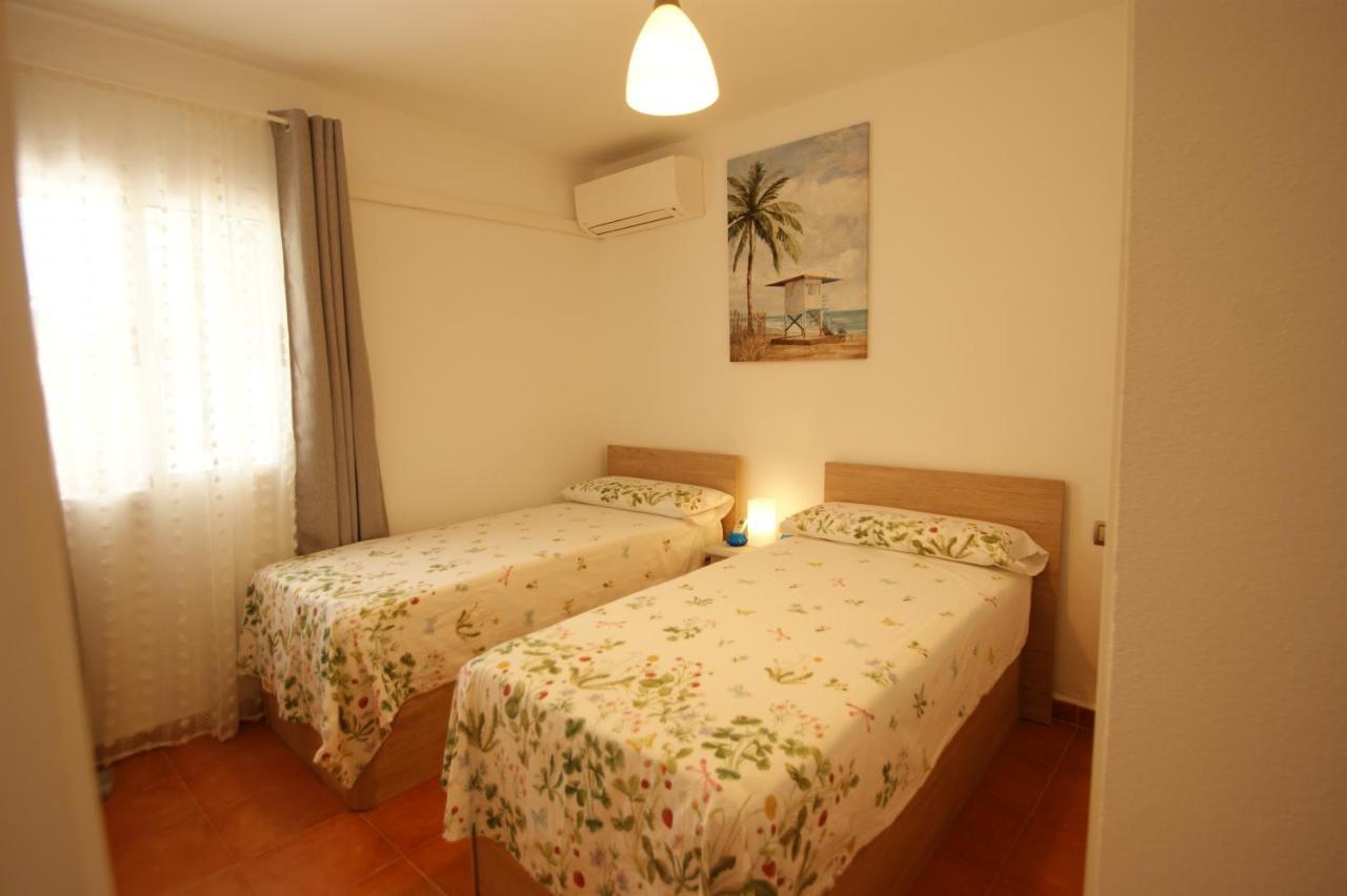 Casa A 400M De Playa, 3 Habitaciones, 2 Banos Y Jardin เบรา ภายนอก รูปภาพ